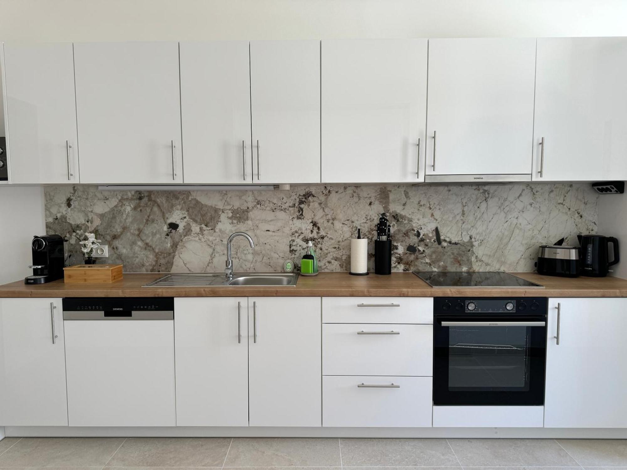 City Apartment Nahe Schoenbrunn 13 เวียนนา ภายนอก รูปภาพ